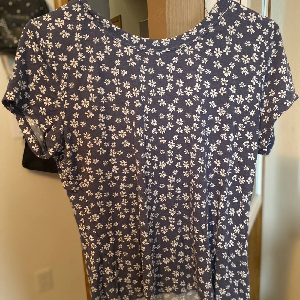 Tee shirt